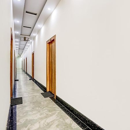 Oyo 75850 Vishwanath Guest House Varanasi Exterior foto